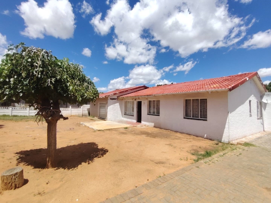4 Bedroom Property for Sale in Fauna Free State
